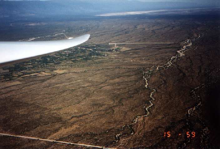Pista en el desierto