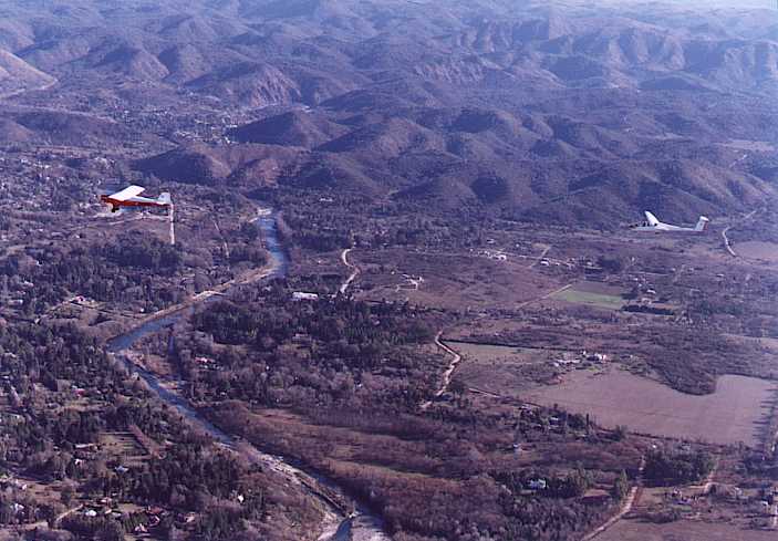 Remolque sobre el río Anizacate