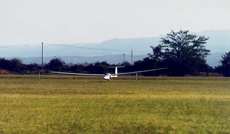 Planeador aterrizando