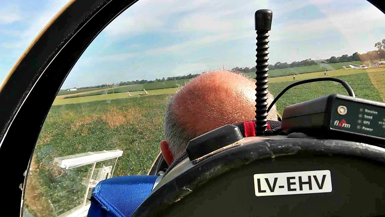 Actividad de vuelo en el Aeroclub Oliva febrero 2016
