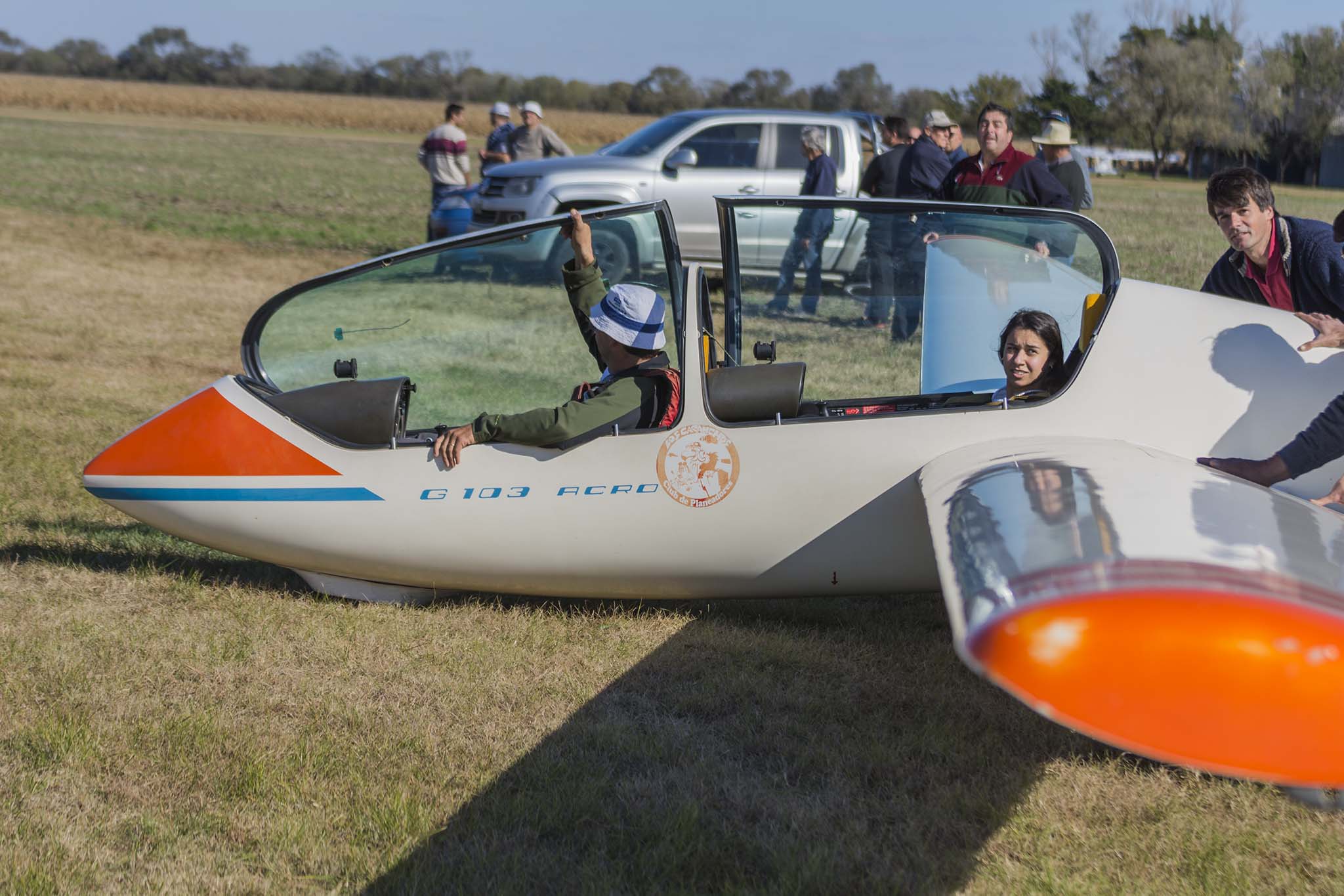 Examen de alumnos en el Aeroclub Oliva