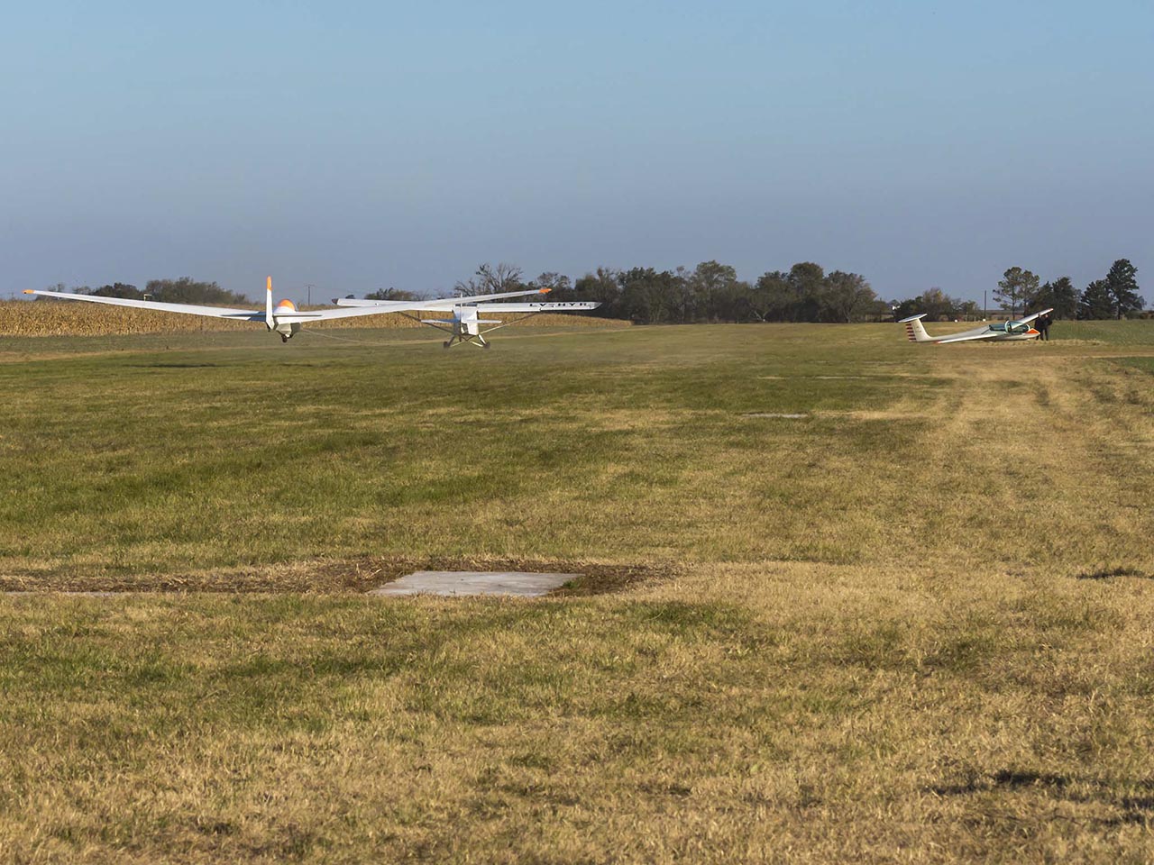 Examen de alumnos en el Aeroclub Oliva