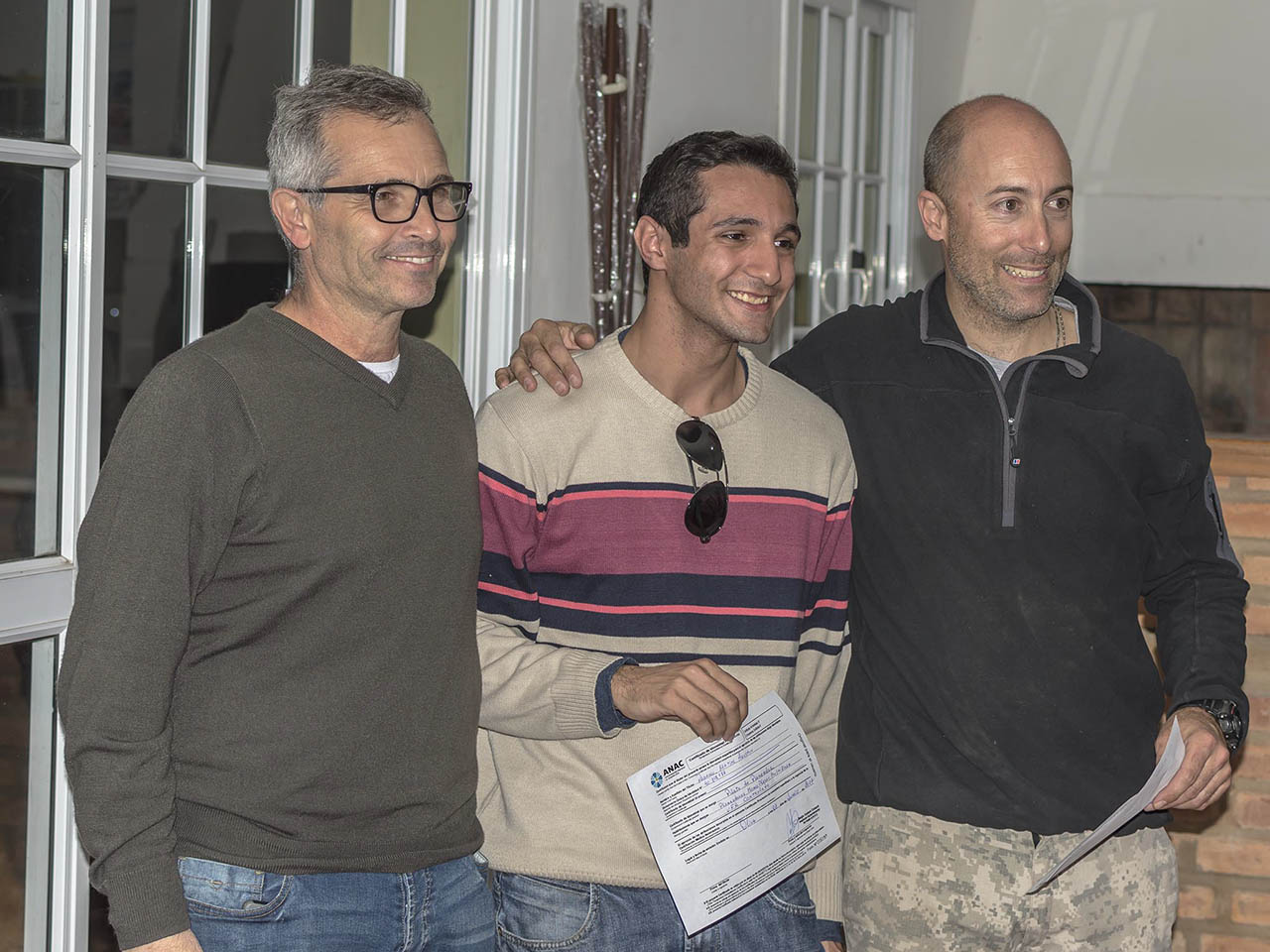 Examen de alumnos en el Aeroclub Oliva