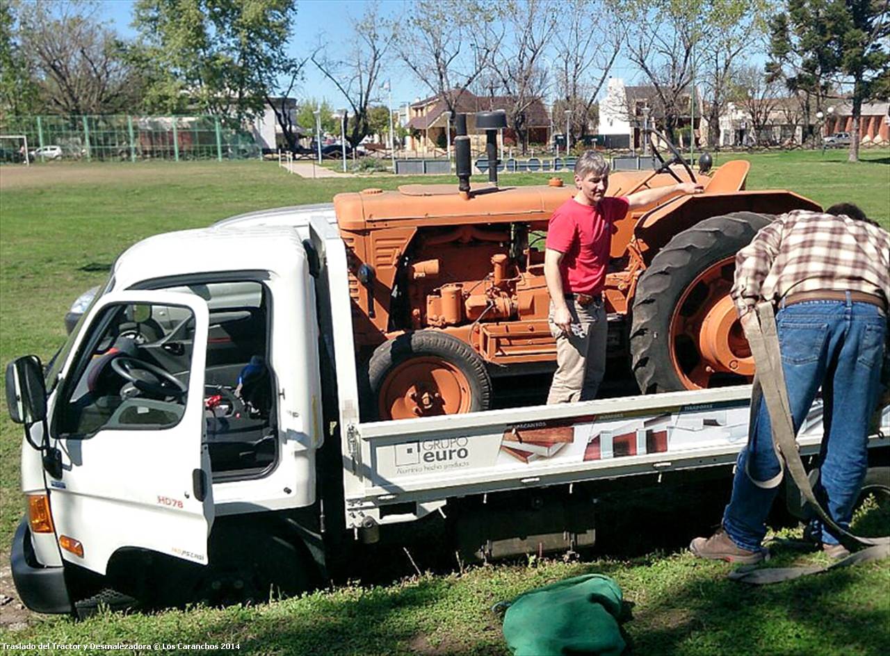 Traslado del tractor al nuevo aeródromo