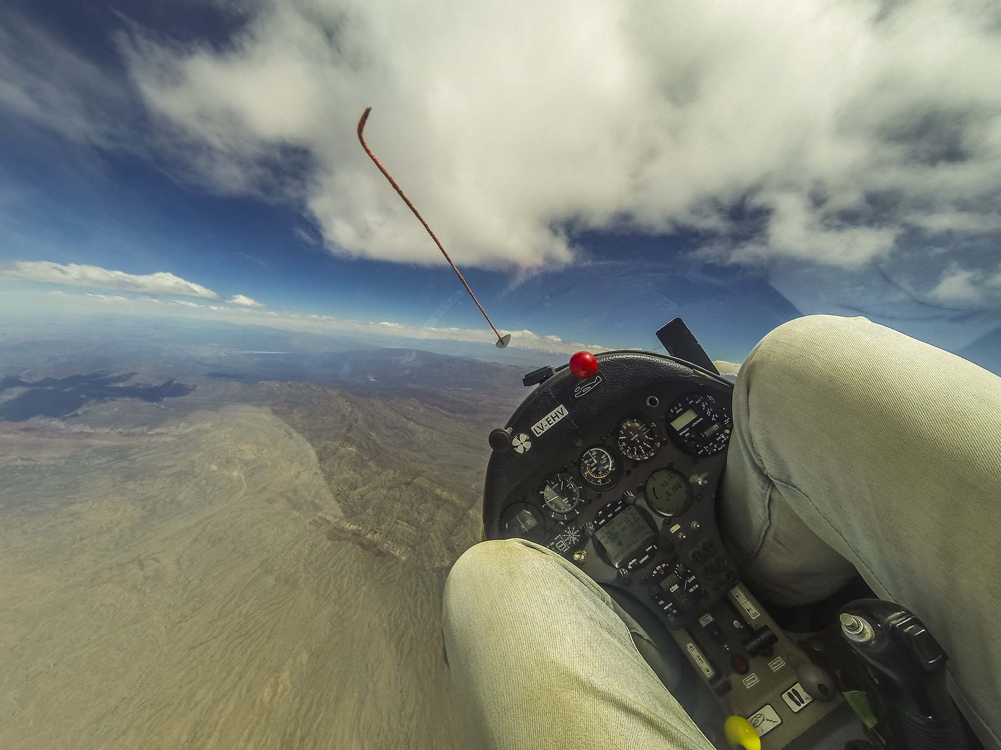 Encuentro de vuelo en montaña en Jáchal