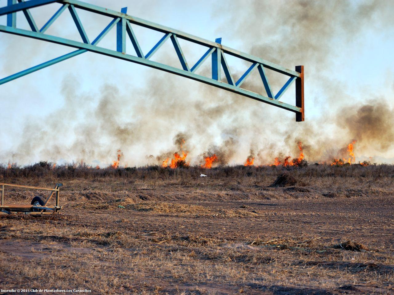 Incendio en el predio del aeródromo