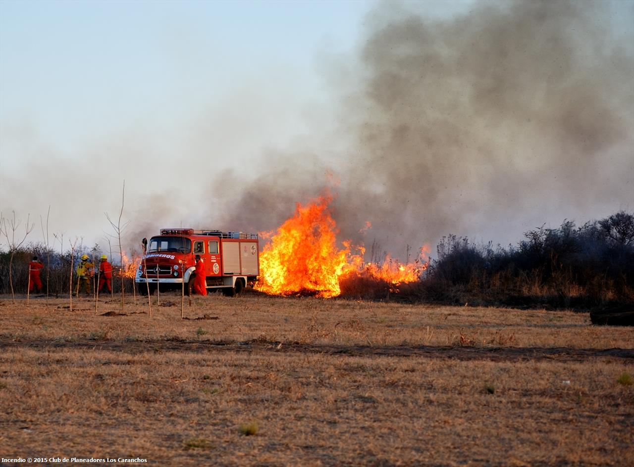 Incendio en el predio del aeródromo