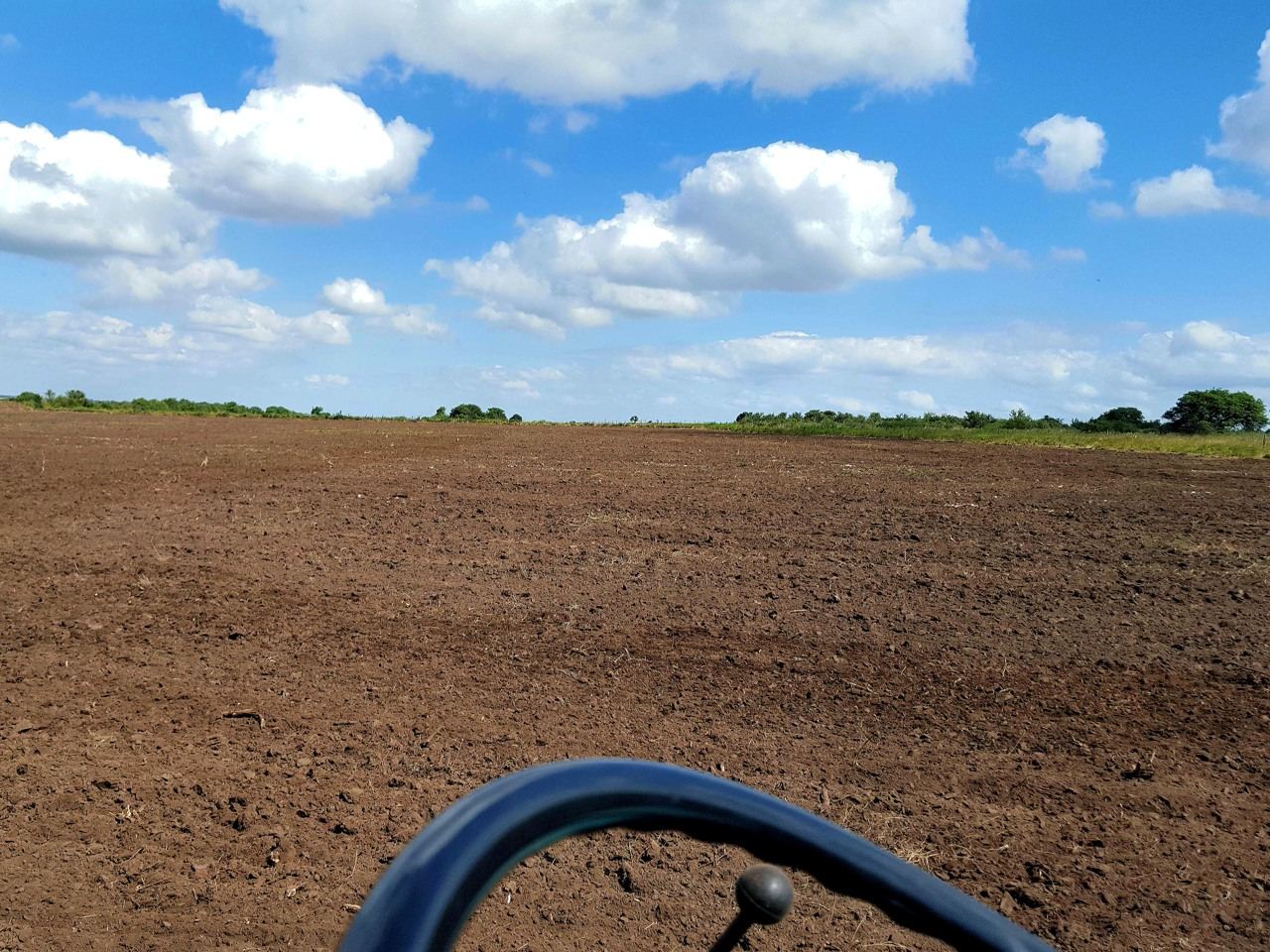 Vista de la cabecera sur y los hangares