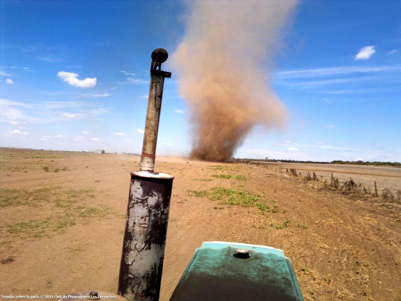 Tromba sobre la pista